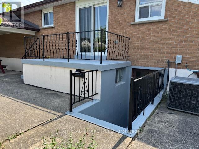 7 Meadowland Gate, Brampton, Ontario  L6W 3N8 - Photo 48 - W12319705