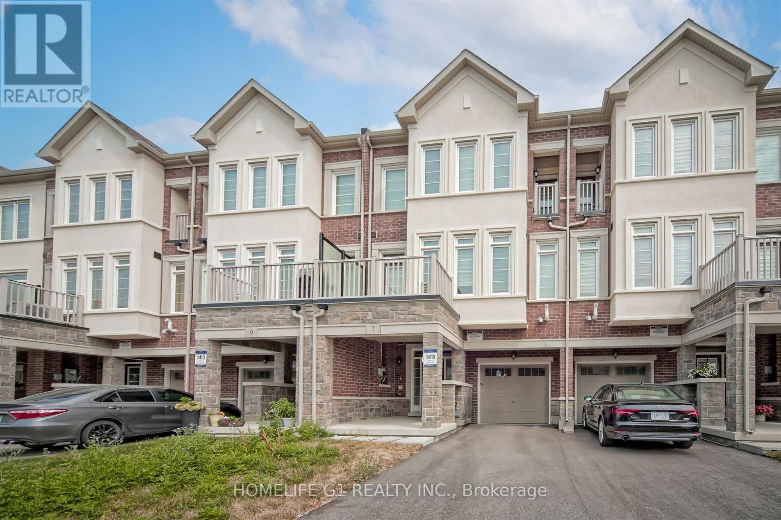 7 MEL IRVING DRIVE, Bradford West Gwillimbury, Ontario