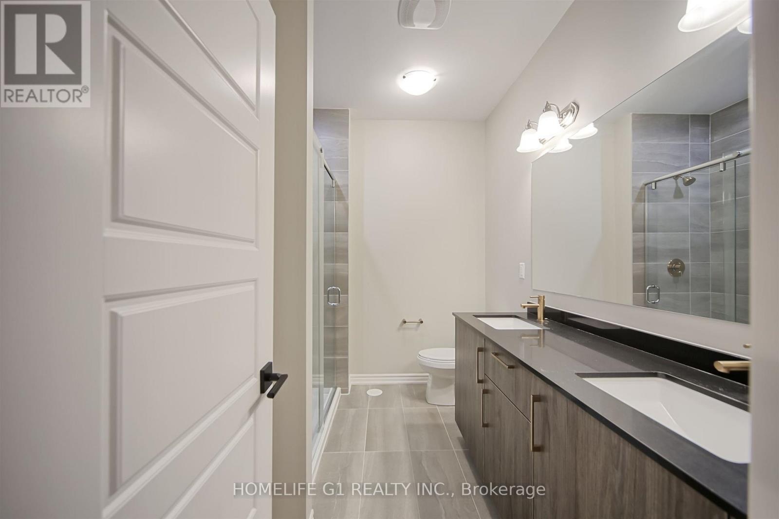 7 Mel Irving Drive, Bradford West Gwillimbury, Ontario  L3Z 4P2 - Photo 26 - N12337689