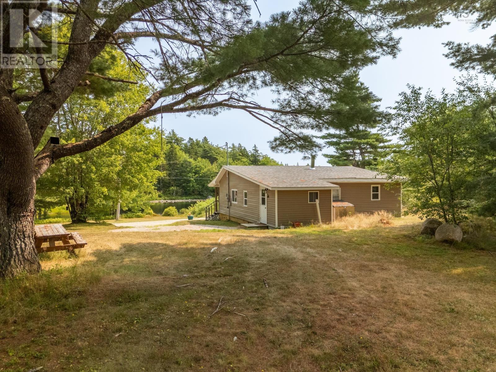 545 Depot Road, East Kemptville, Nova Scotia  B5A 5P7 - Photo 27 - 202520253