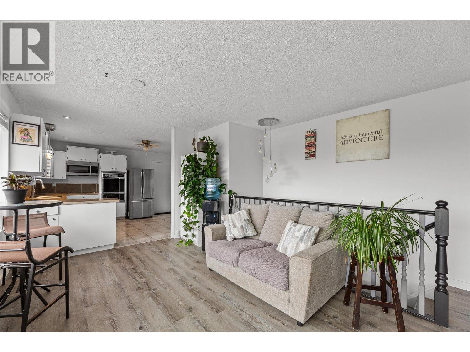 Property at 3273 McLeod Road image 4