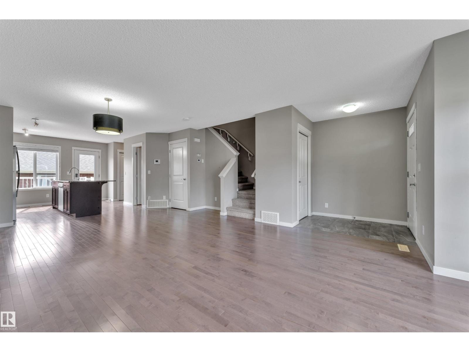 5239 20 Av Sw, Edmonton, Alberta  T6X 1V5 - Photo 8 - E4452407