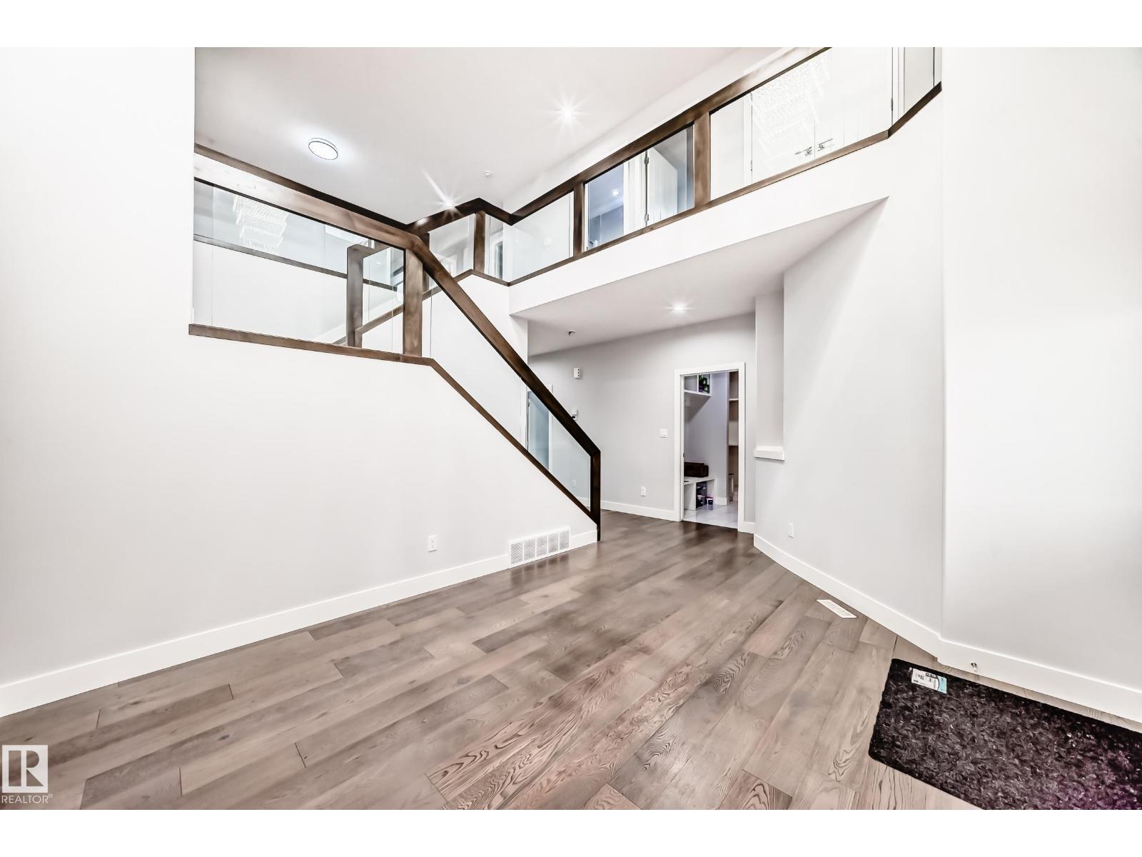 Property at 6105 19A AV SW image 2