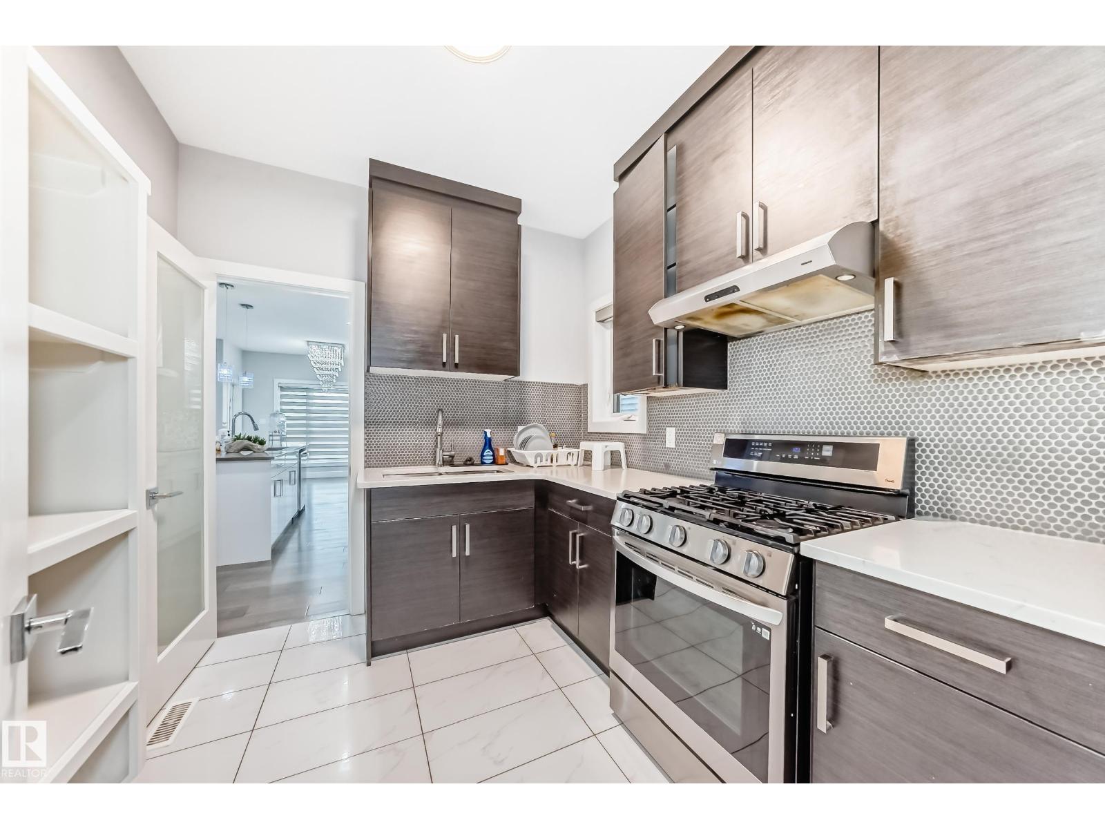 6105 19a Av Sw, Edmonton, Alberta  T6X 2A5 - Photo 31 - E4452409
