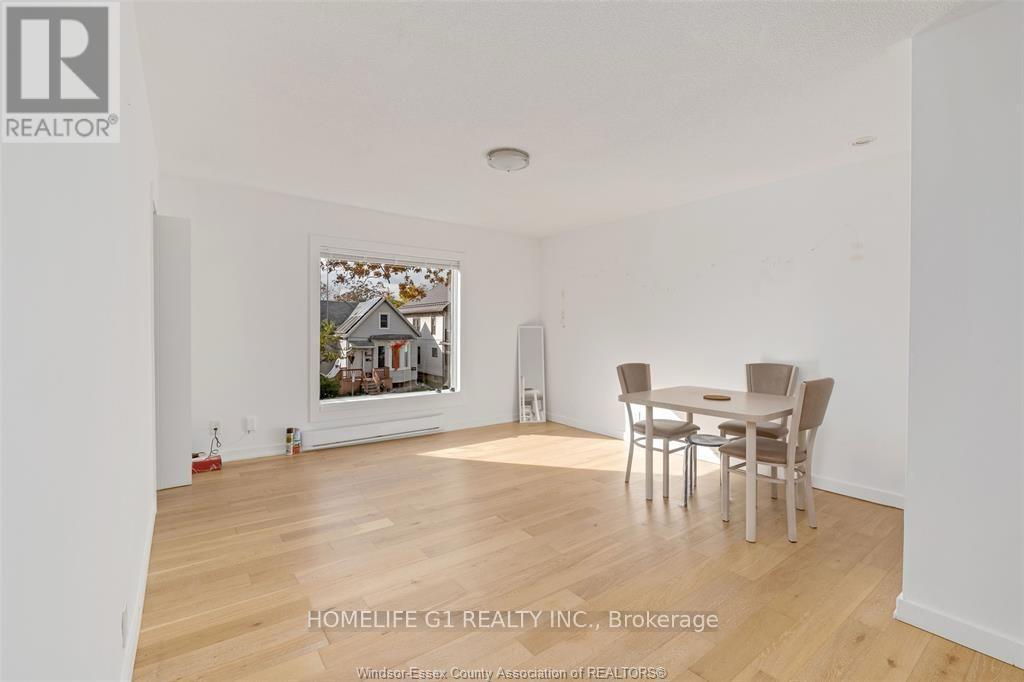 496 Caron Avenue, Windsor, Ontario  N9A 5B4 - Photo 19 - X12337709