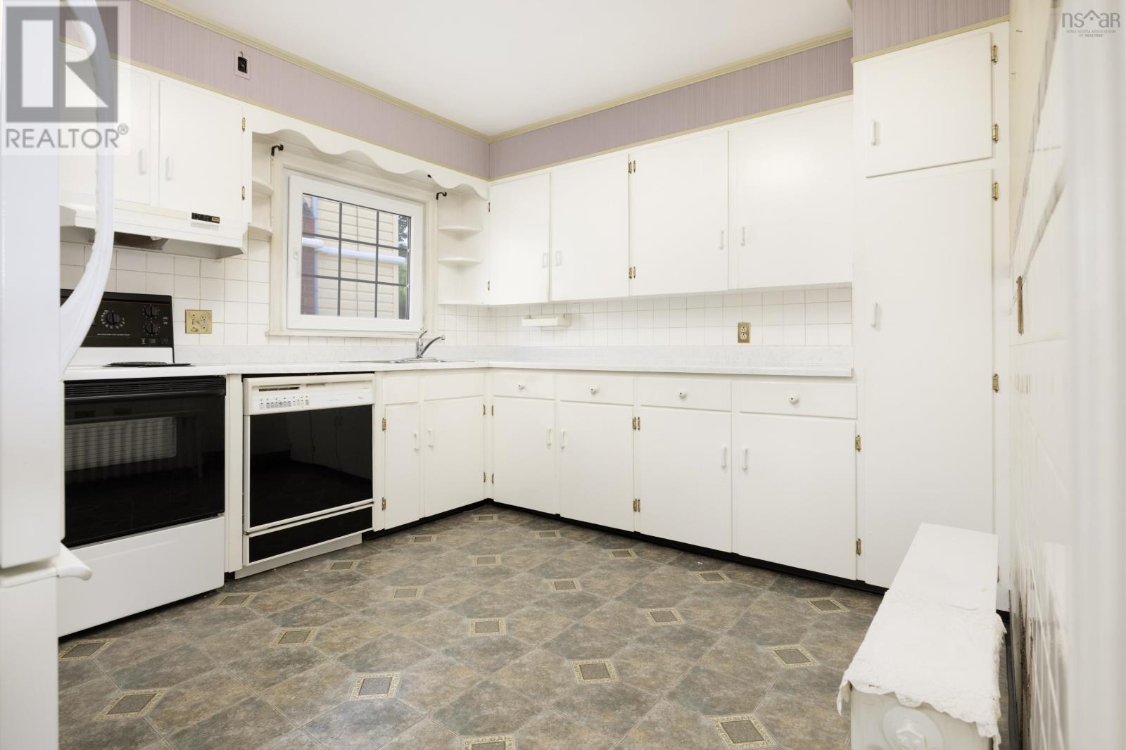 7132 Spruce Street, Halifax, Nova Scotia  B3L 2M5 - Photo 30 - 202517728