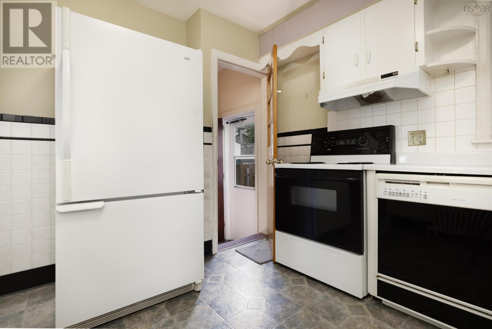 7132 Spruce Street, Halifax, Nova Scotia  B3L 2M5 - Photo 43 - 202517728