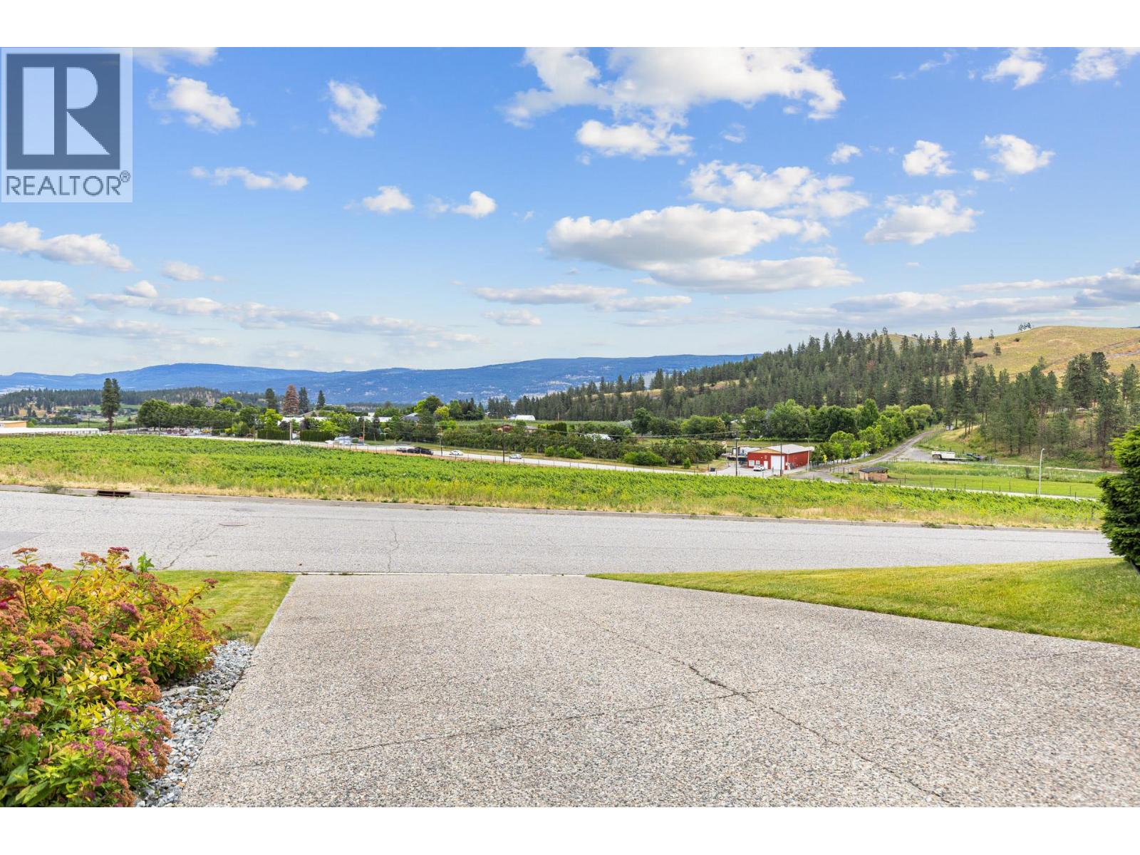 2431 Silver Place Lot# 66, Kelowna, British Columbia  V1V 1M9 - Photo 50 - 10354300