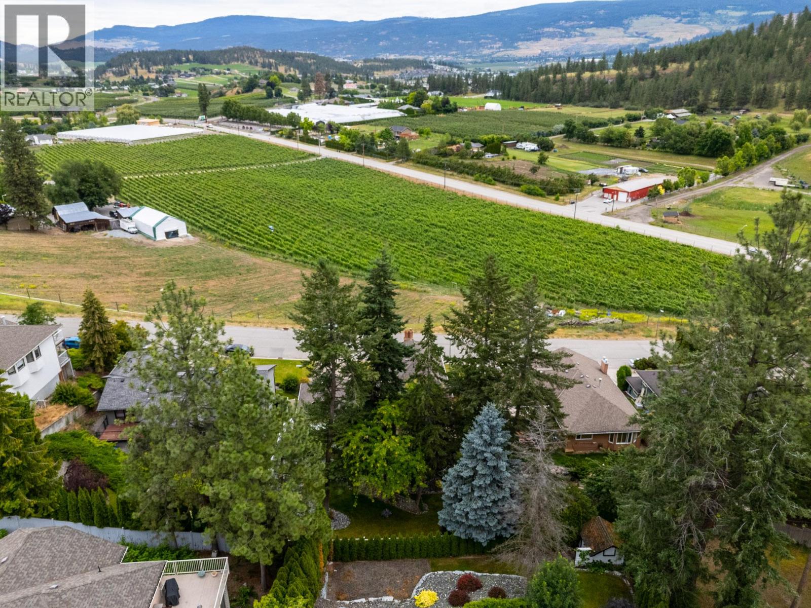2431 Silver Place Lot# 66, Kelowna, British Columbia  V1V 1M9 - Photo 56 - 10354300