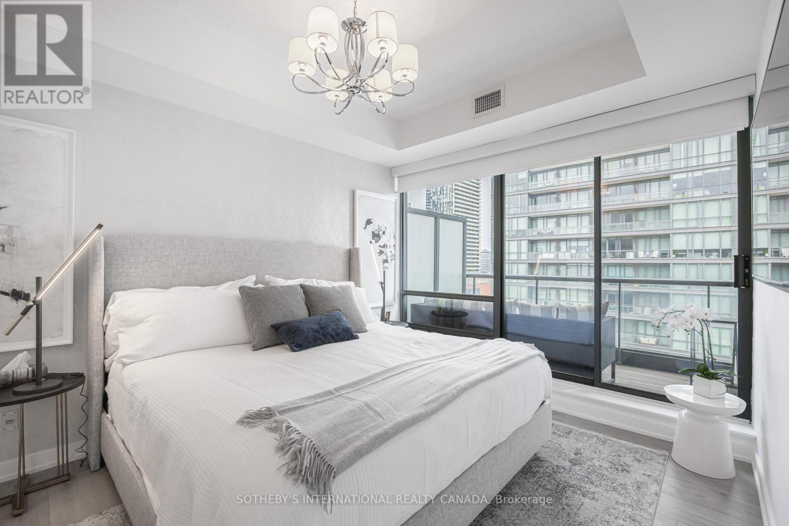 1901 - 438 King Street W, Toronto, Ontario  M5V 1L4 - Photo 10 - C12337714