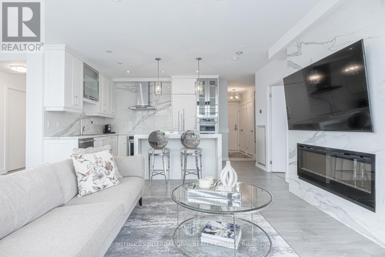1901 - 438 King Street W, Toronto, Ontario  M5V 1L4 - Photo 6 - C12337714