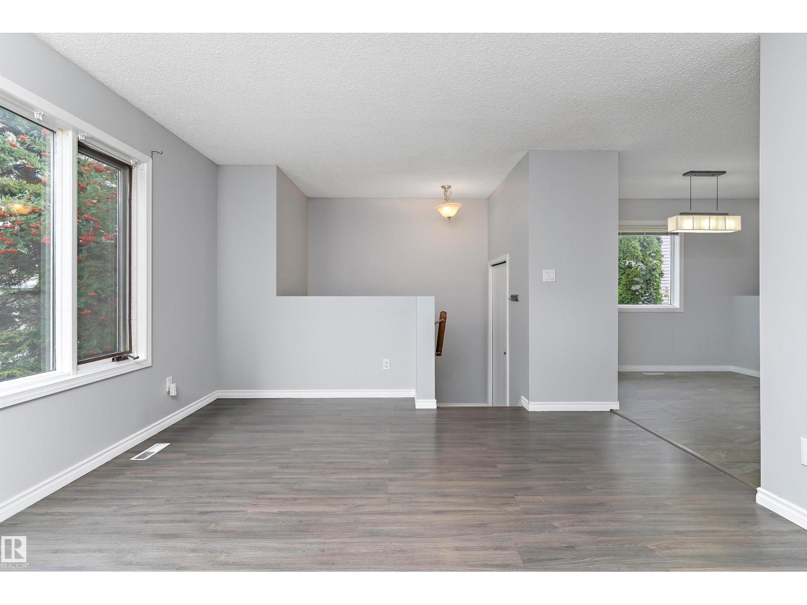 Property at 756 JOHNS RD NW image 4