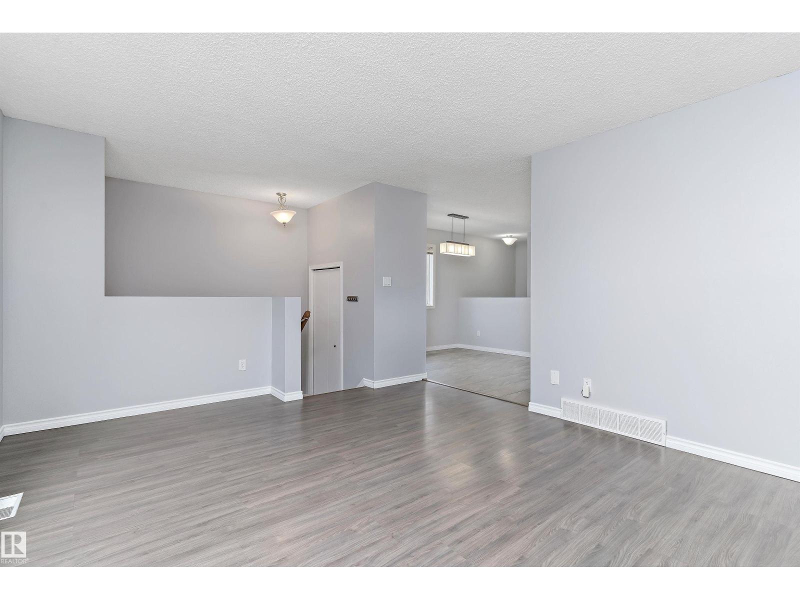 Property at 756 JOHNS RD NW image 5