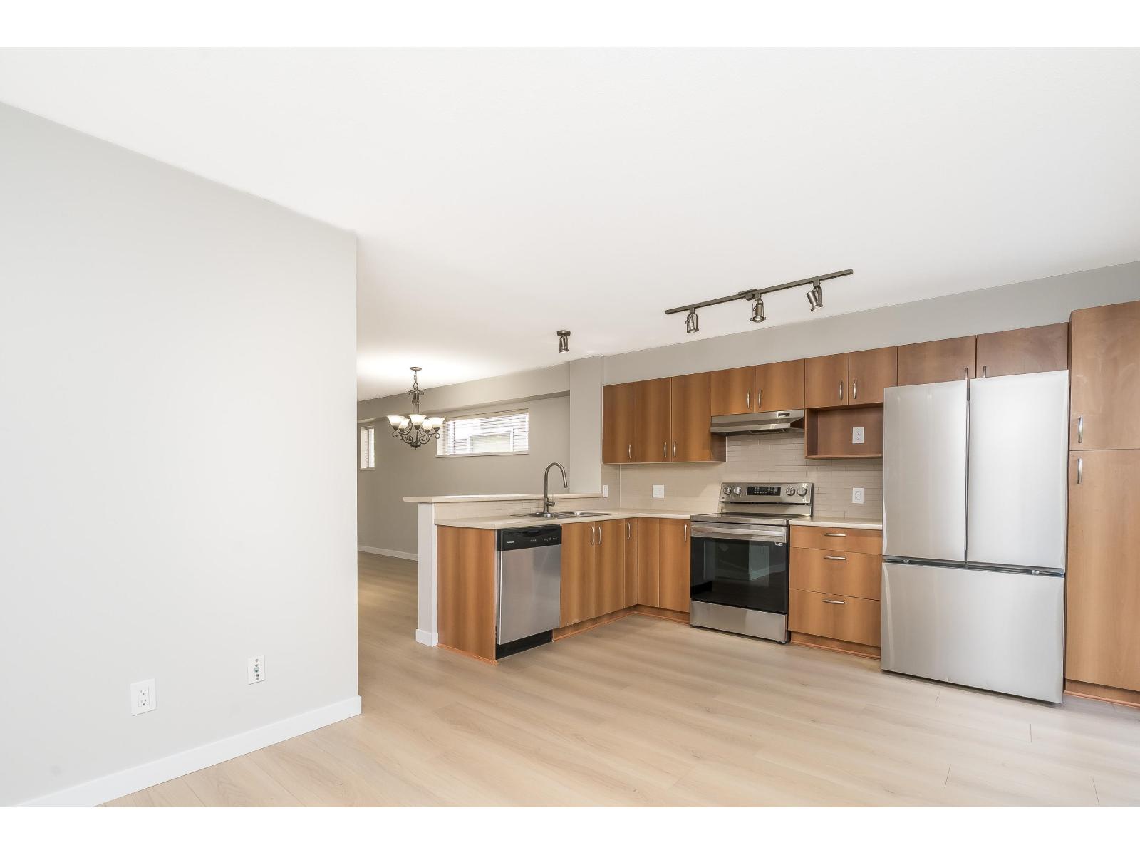 66 15155 62a Avenue, Surrey, British Columbia V3S 8A6 - Photo 3 - R3035652