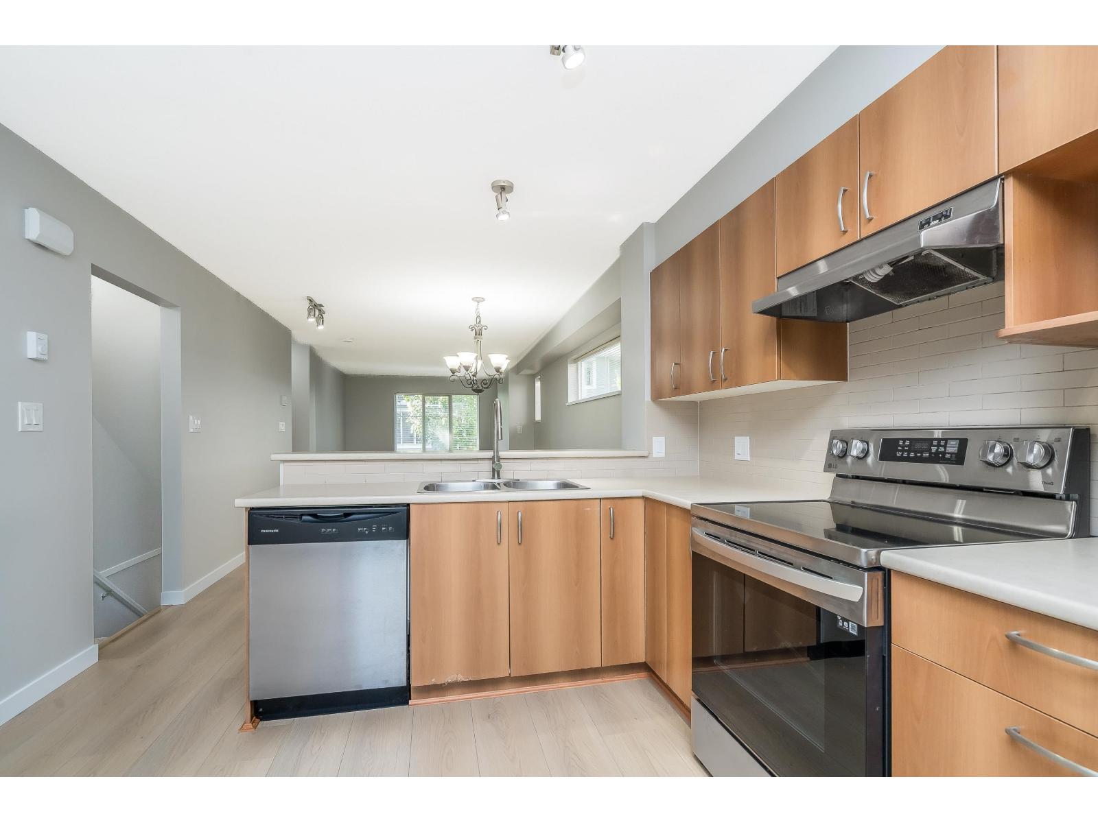 66 15155 62a Avenue, Surrey, British Columbia V3S 8A6 - Photo 7 - R3035652