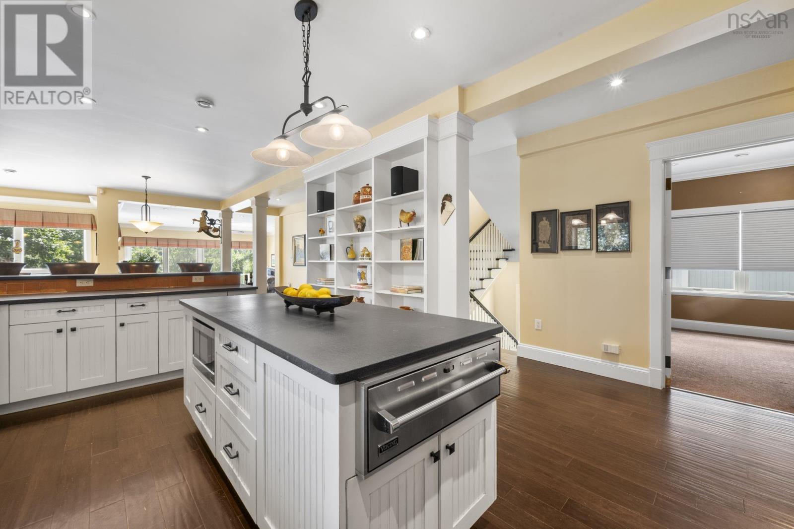 5954 Mcculloch Court, Halifax, Nova Scotia  B3H 4S9 - Photo 26 - 202520225