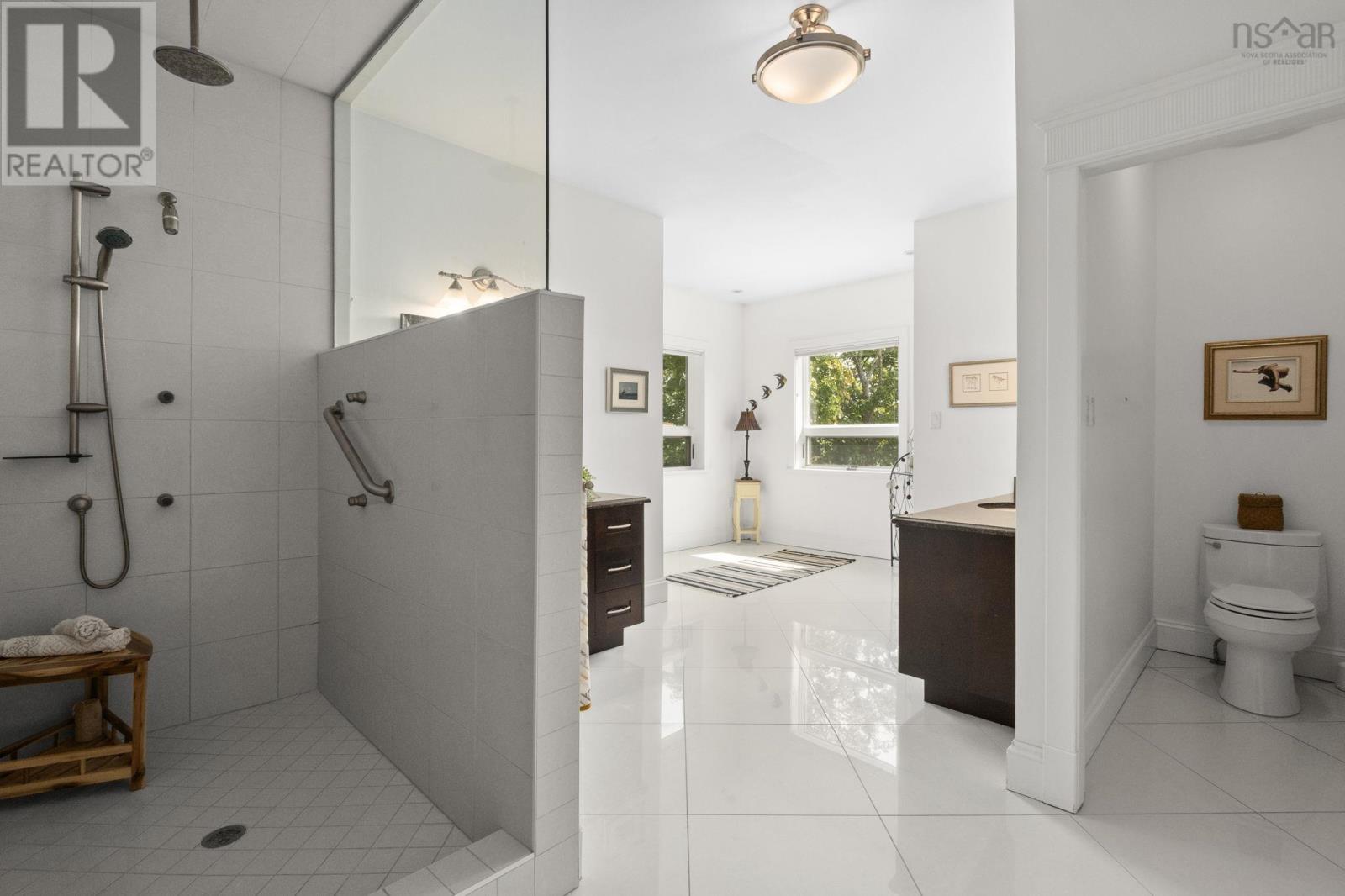 5954 Mcculloch Court, Halifax, Nova Scotia  B3H 4S9 - Photo 37 - 202520225