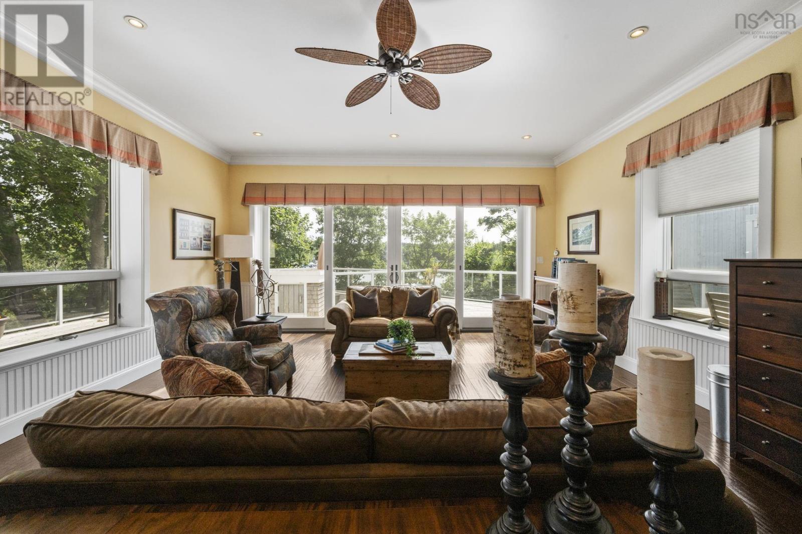 5954 Mcculloch Court, Halifax, Nova Scotia  B3H 4S9 - Photo 23 - 202520225