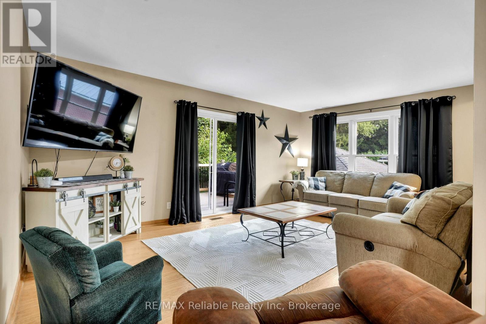 61 East Street, Central Huron, Ontario  N0M 1L0 - Photo 18 - X12330921