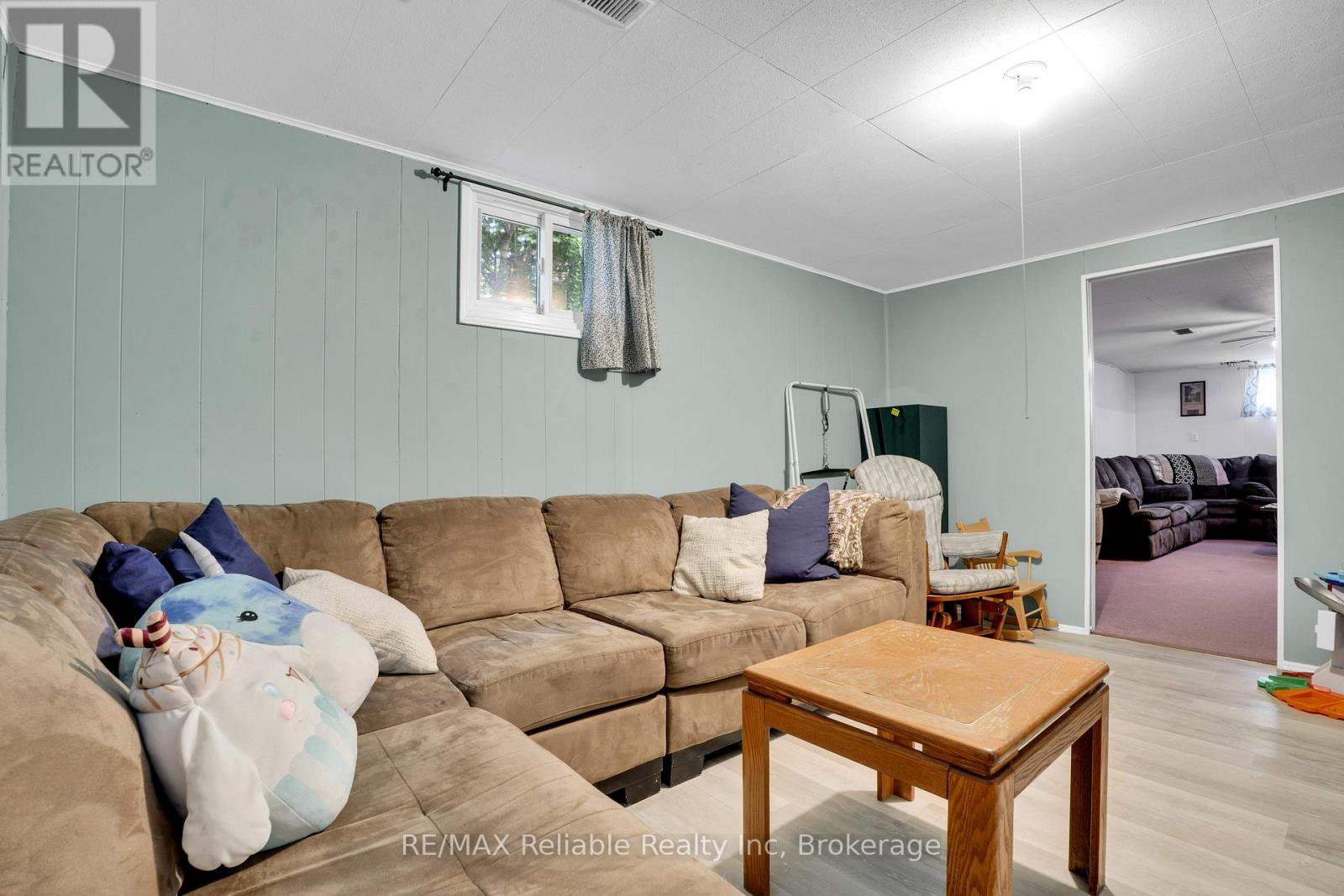 61 East Street, Central Huron, Ontario  N0M 1L0 - Photo 40 - X12330921