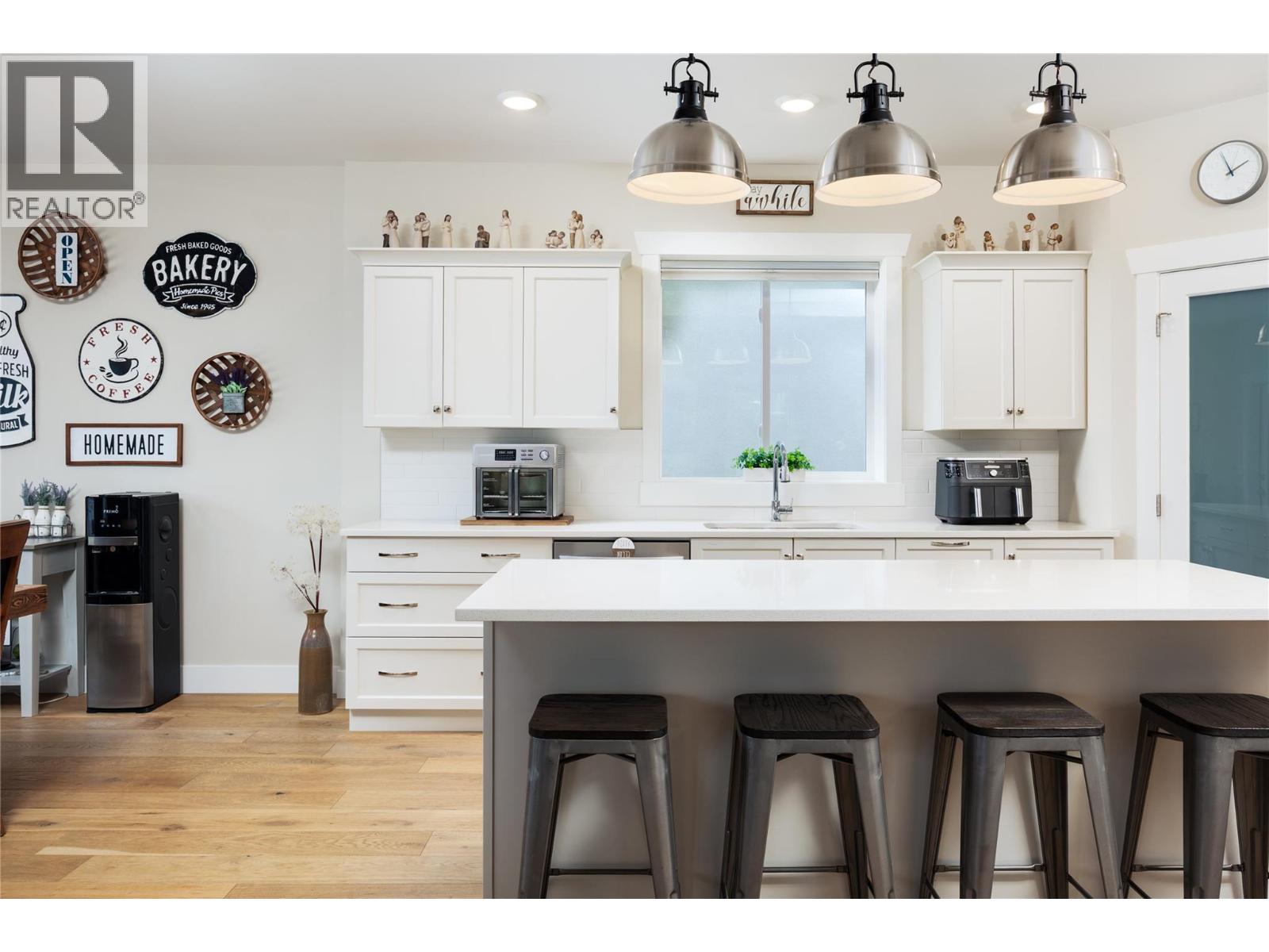Property at 3156 Riesling Way image 3