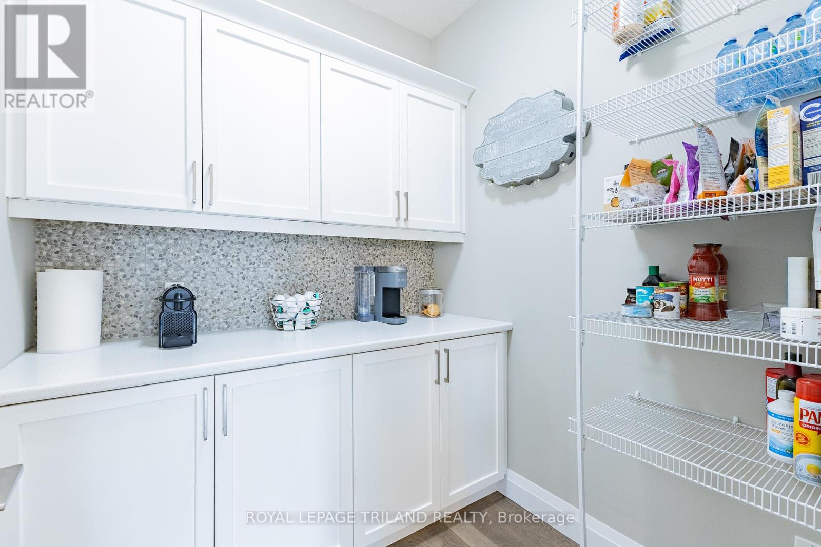 91 Gill Road, Lambton Shores, Ontario  N0M 1T0 - Photo 18 - X12337847