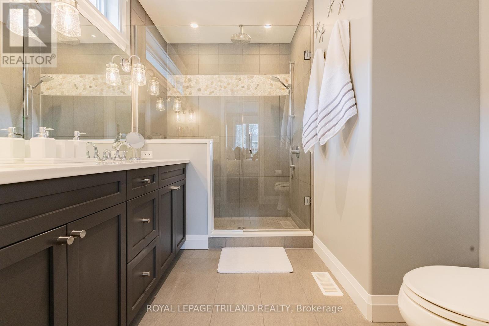 91 Gill Road, Lambton Shores, Ontario  N0M 1T0 - Photo 24 - X12337847