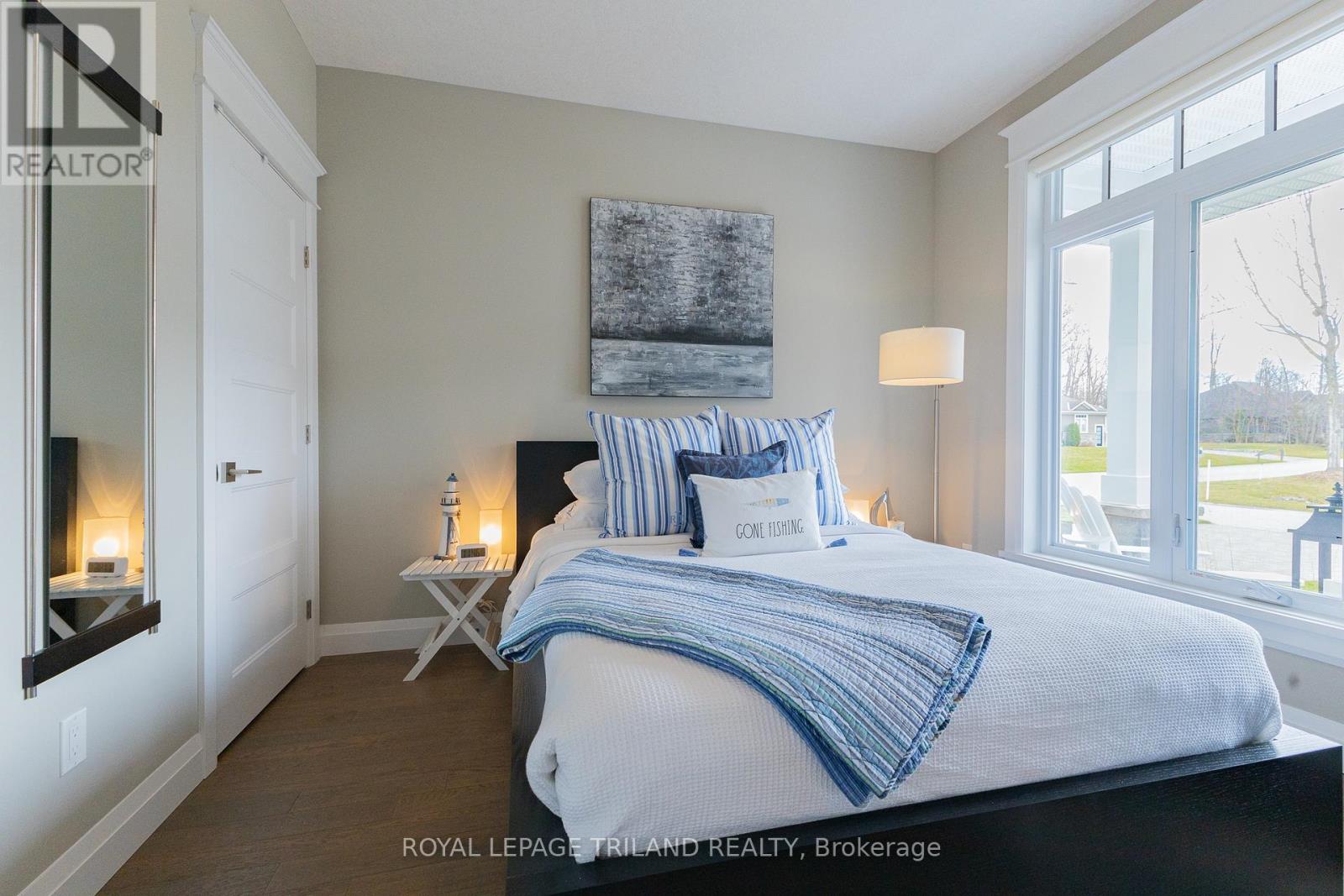 91 Gill Road, Lambton Shores, Ontario  N0M 1T0 - Photo 25 - X12337847