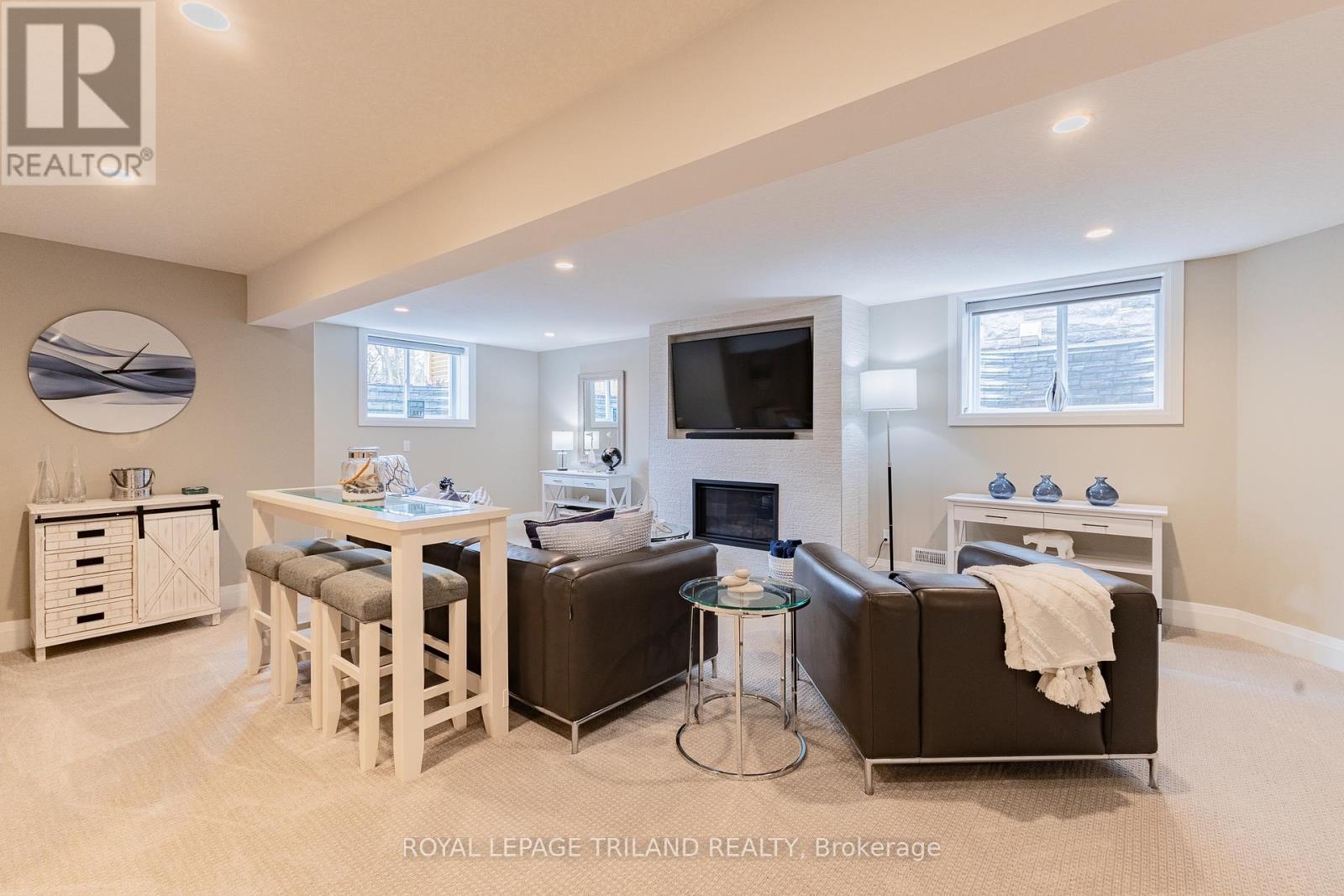 91 Gill Road, Lambton Shores, Ontario  N0M 1T0 - Photo 31 - X12337847