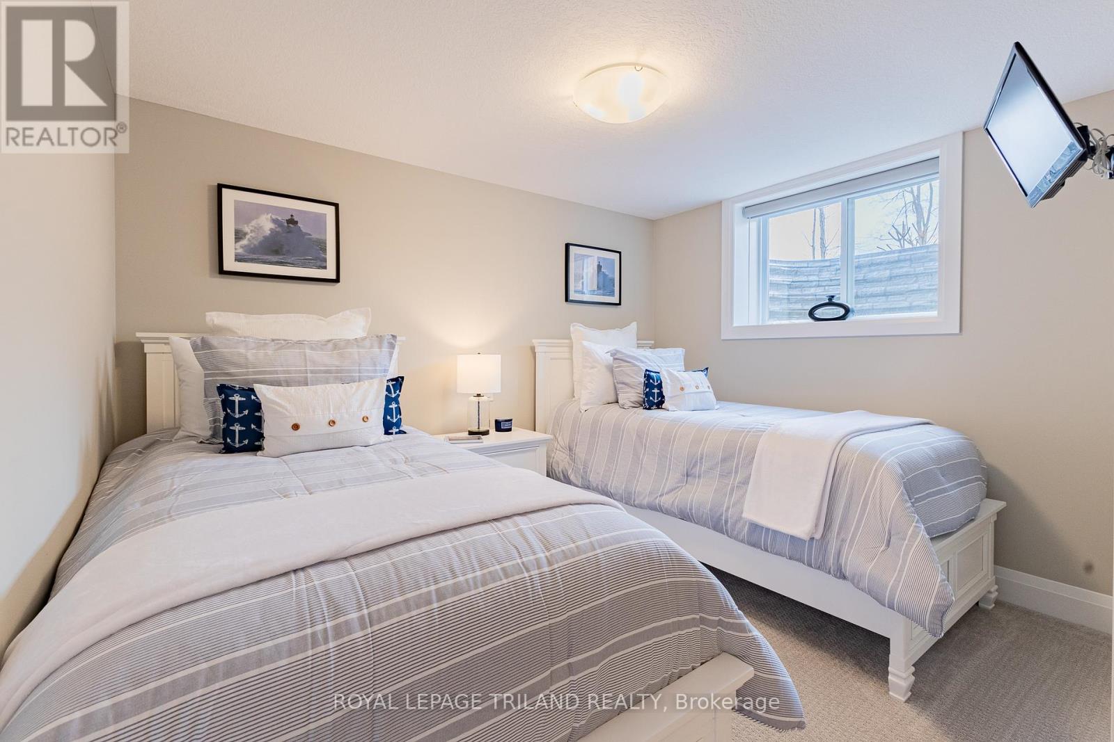 91 Gill Road, Lambton Shores, Ontario  N0M 1T0 - Photo 37 - X12337847