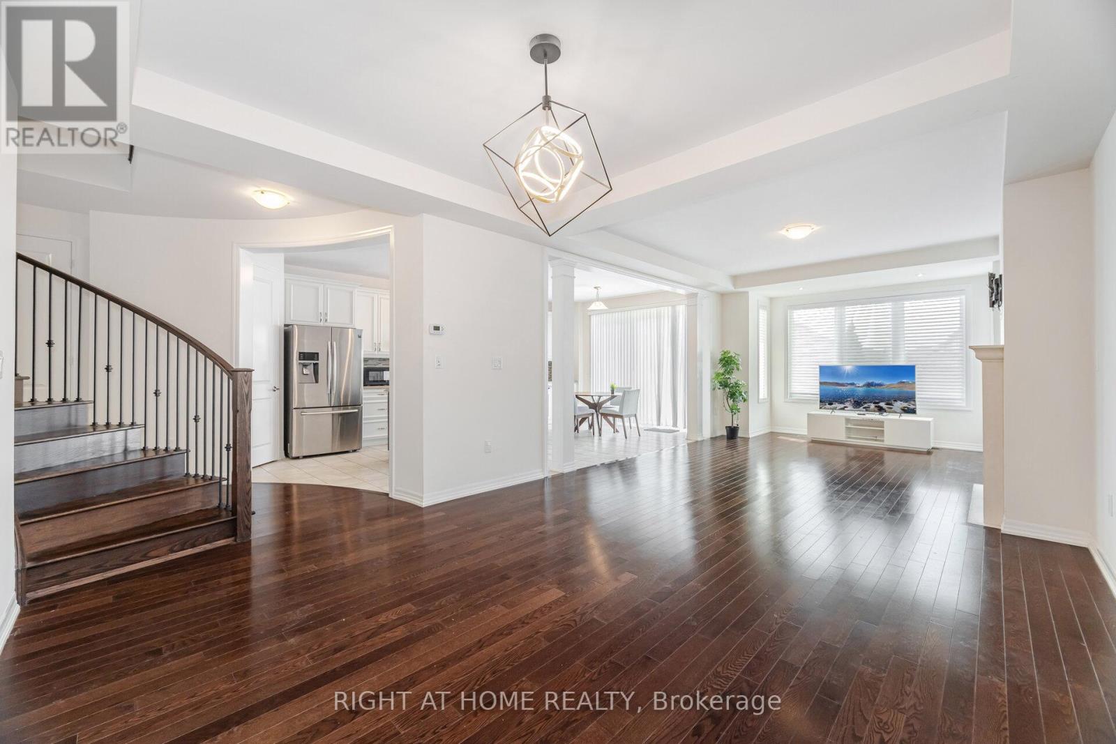 3168 Preserve Drive, Oakville, Ontario  L6M 0V9 - Photo 22 - W12337814