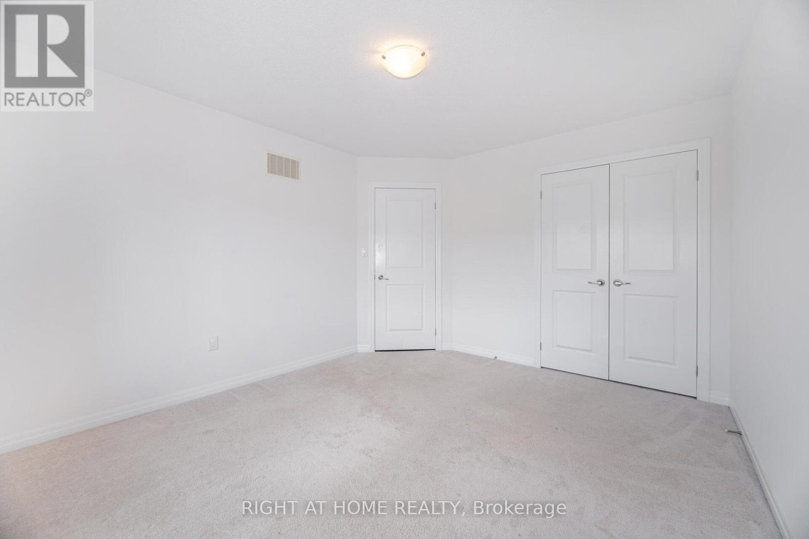 3168 Preserve Drive, Oakville, Ontario  L6M 0V9 - Photo 39 - W12337814