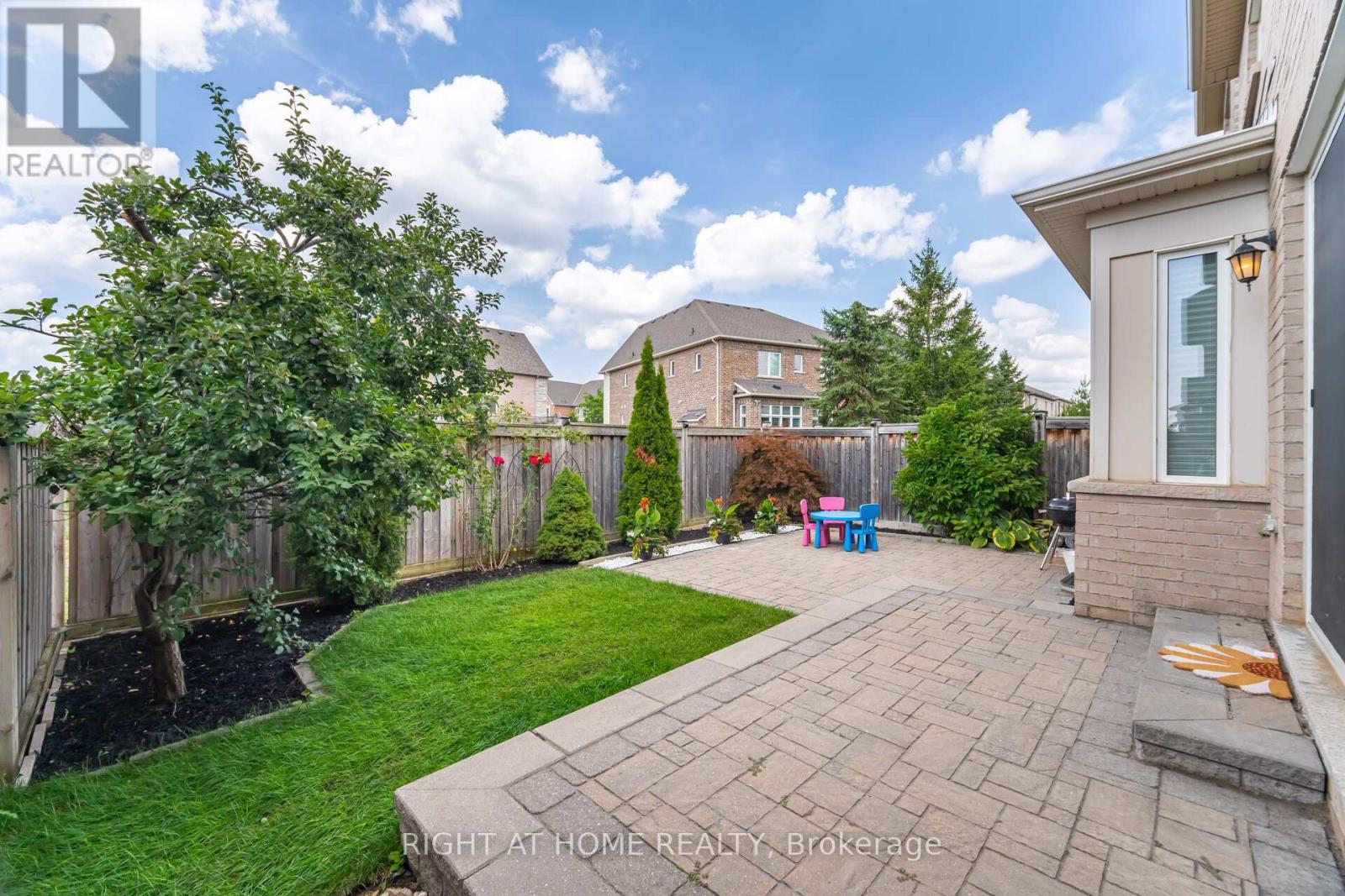 3168 Preserve Drive, Oakville, Ontario  L6M 0V9 - Photo 47 - W12337814