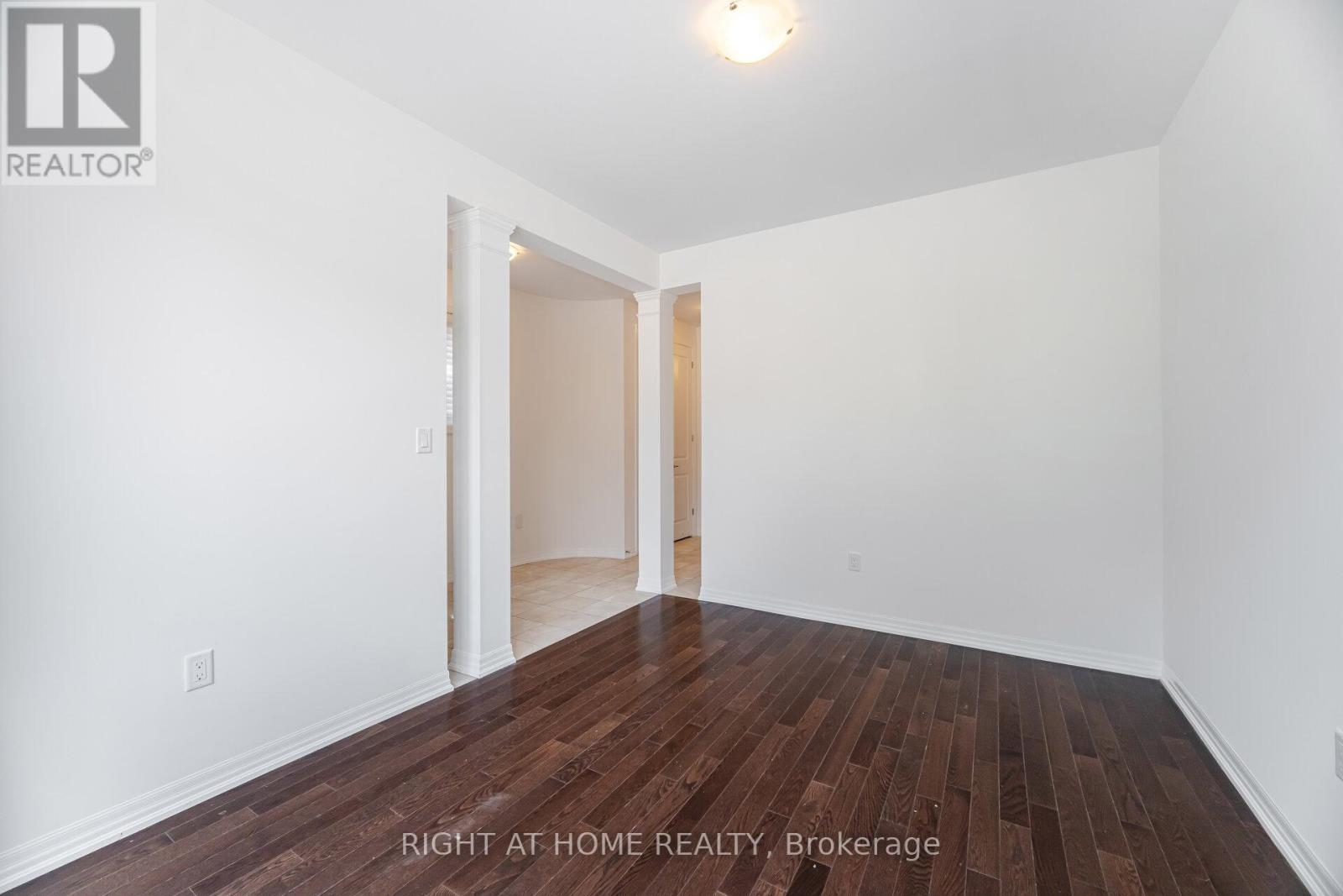 3168 Preserve Drive, Oakville, Ontario  L6M 0V9 - Photo 8 - W12337814
