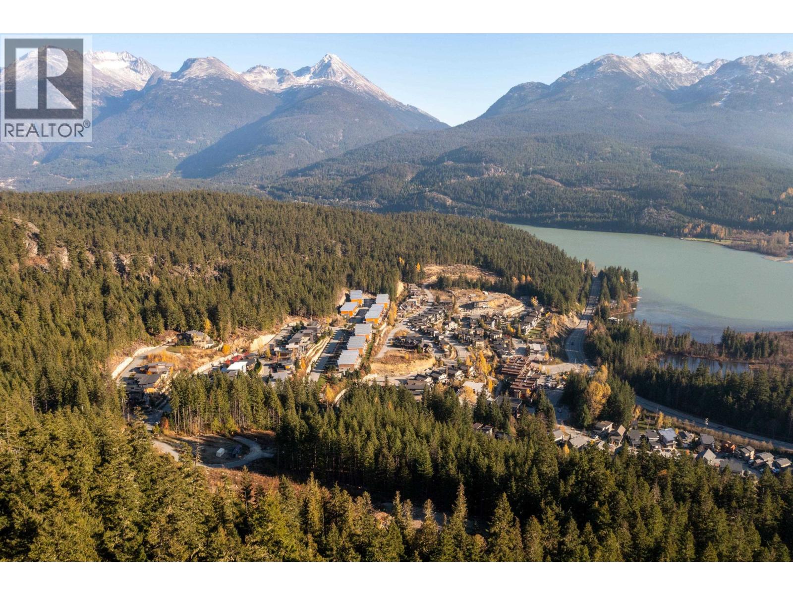 8622 Maelle Ricker Lane, Whistler, British Columbia  V8E 1L9 - Photo 2 - R3035769