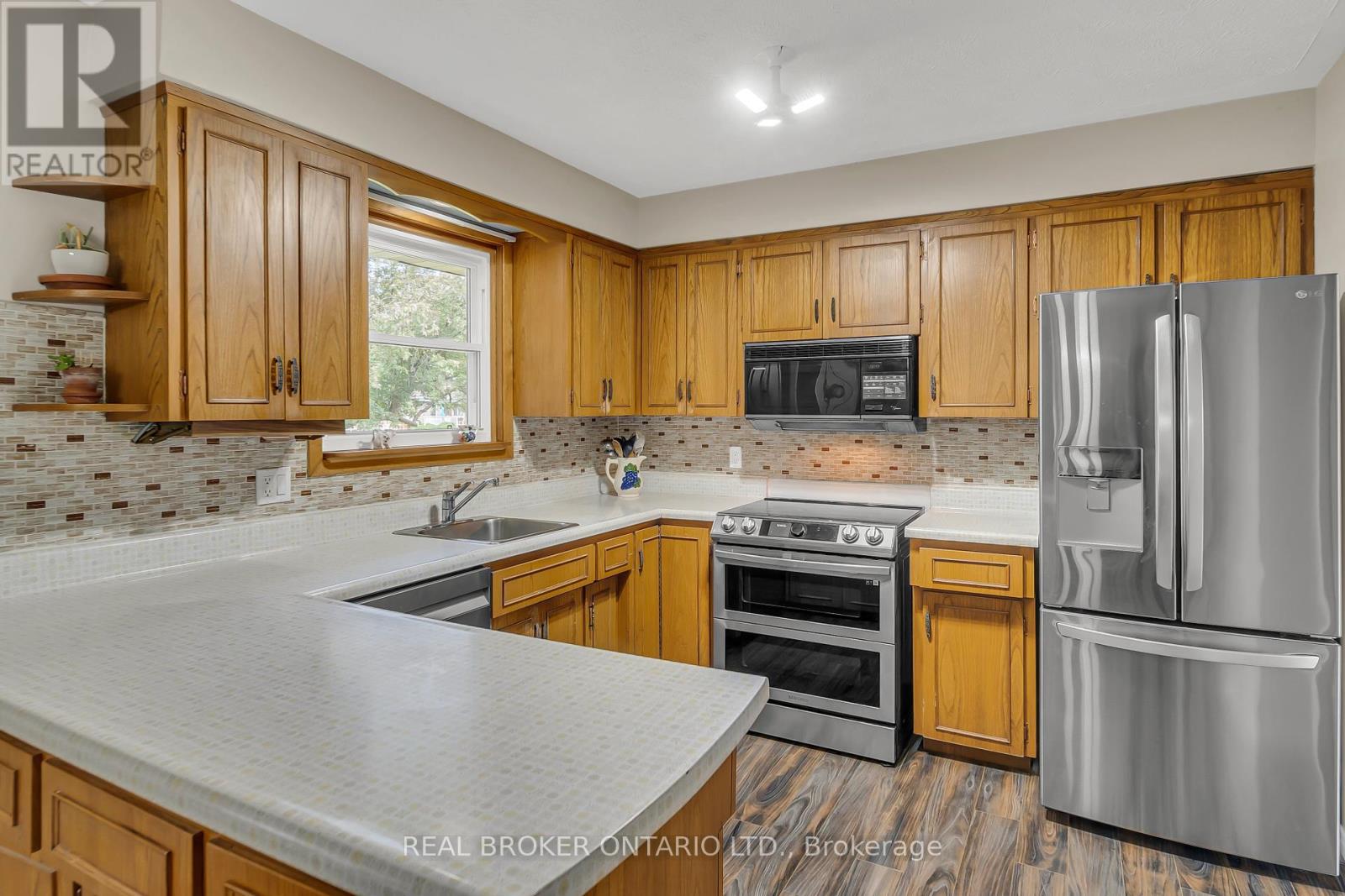 490 Saddler Street E, West Grey, Ontario  N0G 1R0 - Photo 13 - X12337712