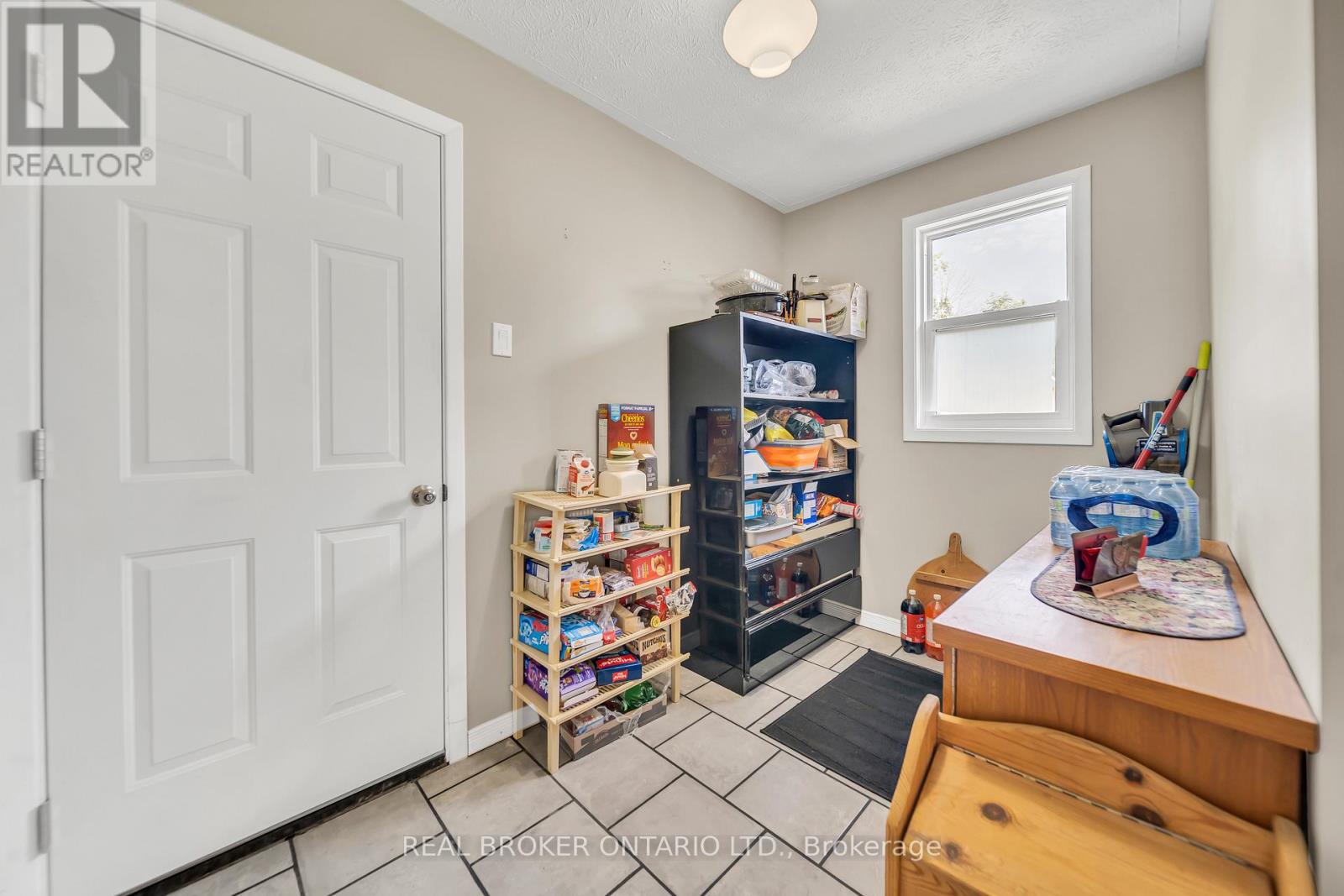 490 Saddler Street E, West Grey, Ontario  N0G 1R0 - Photo 21 - X12337712