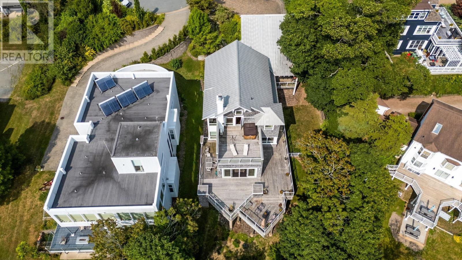 5954 Mcculloch Court, Halifax, Nova Scotia  B3H 4S9 - Photo 7 - 202520225