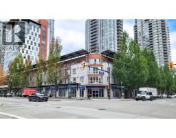 212 1163 The High Street, Coquitlam, Ca