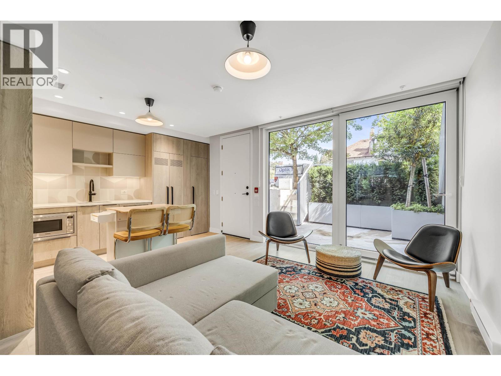 308 E 15TH AVENUE, Vancouver, British Columbia