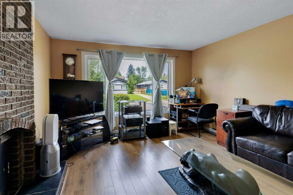 Property at 6301 26 Avenue NE image 5