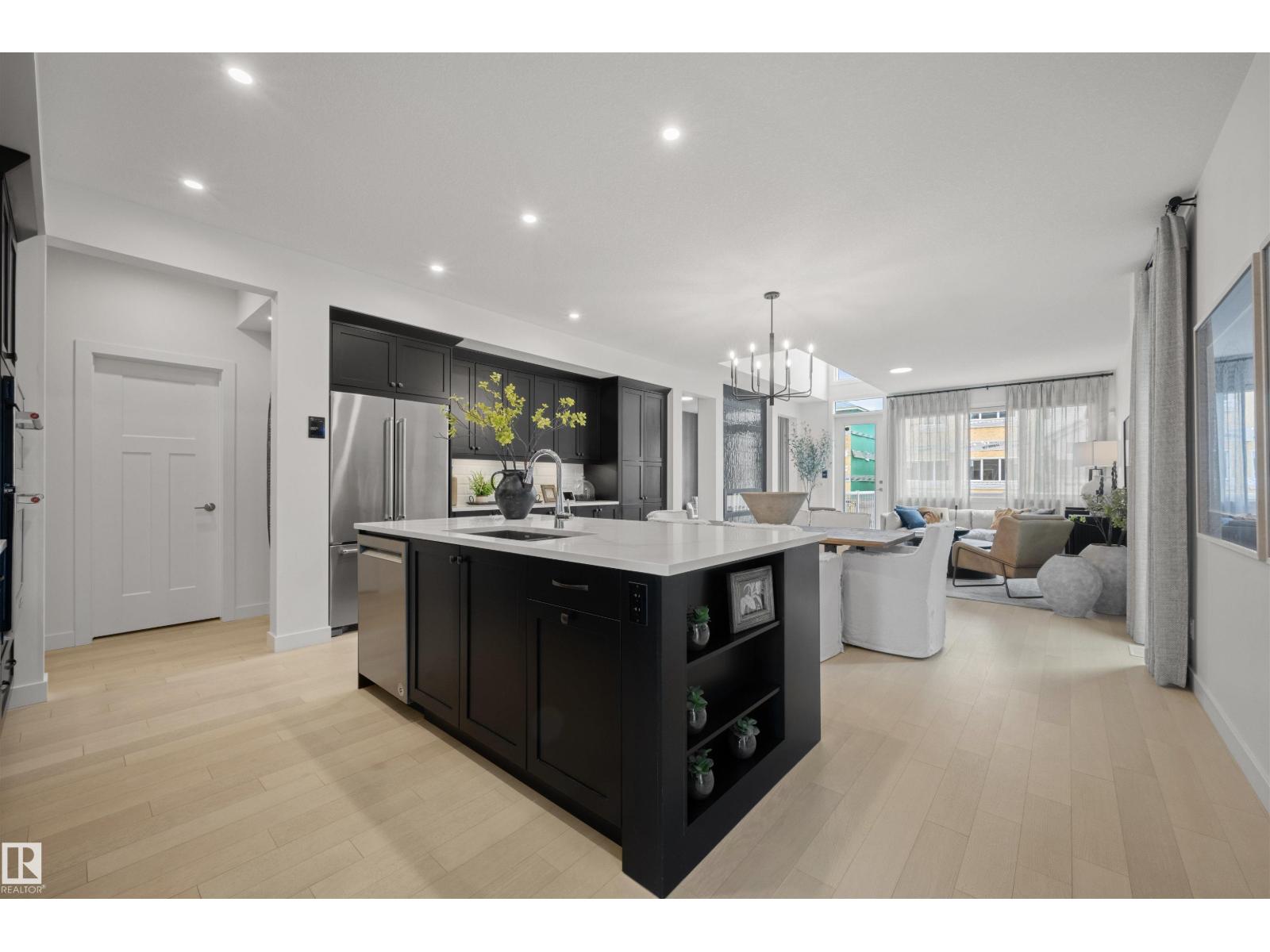 Property at 9316 226 ST NW image 3