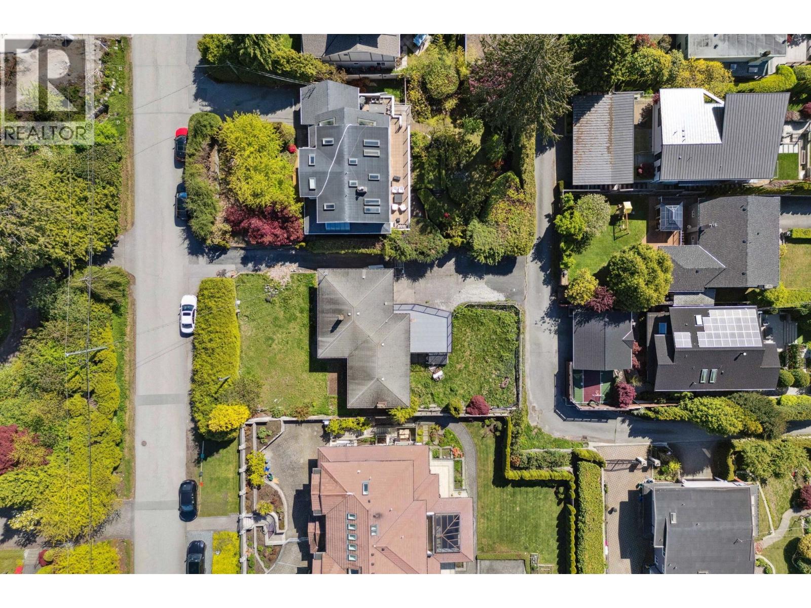 1158 Queens Avenue, West Vancouver, British Columbia  V7S 2K2 - Photo 7 - R3035660