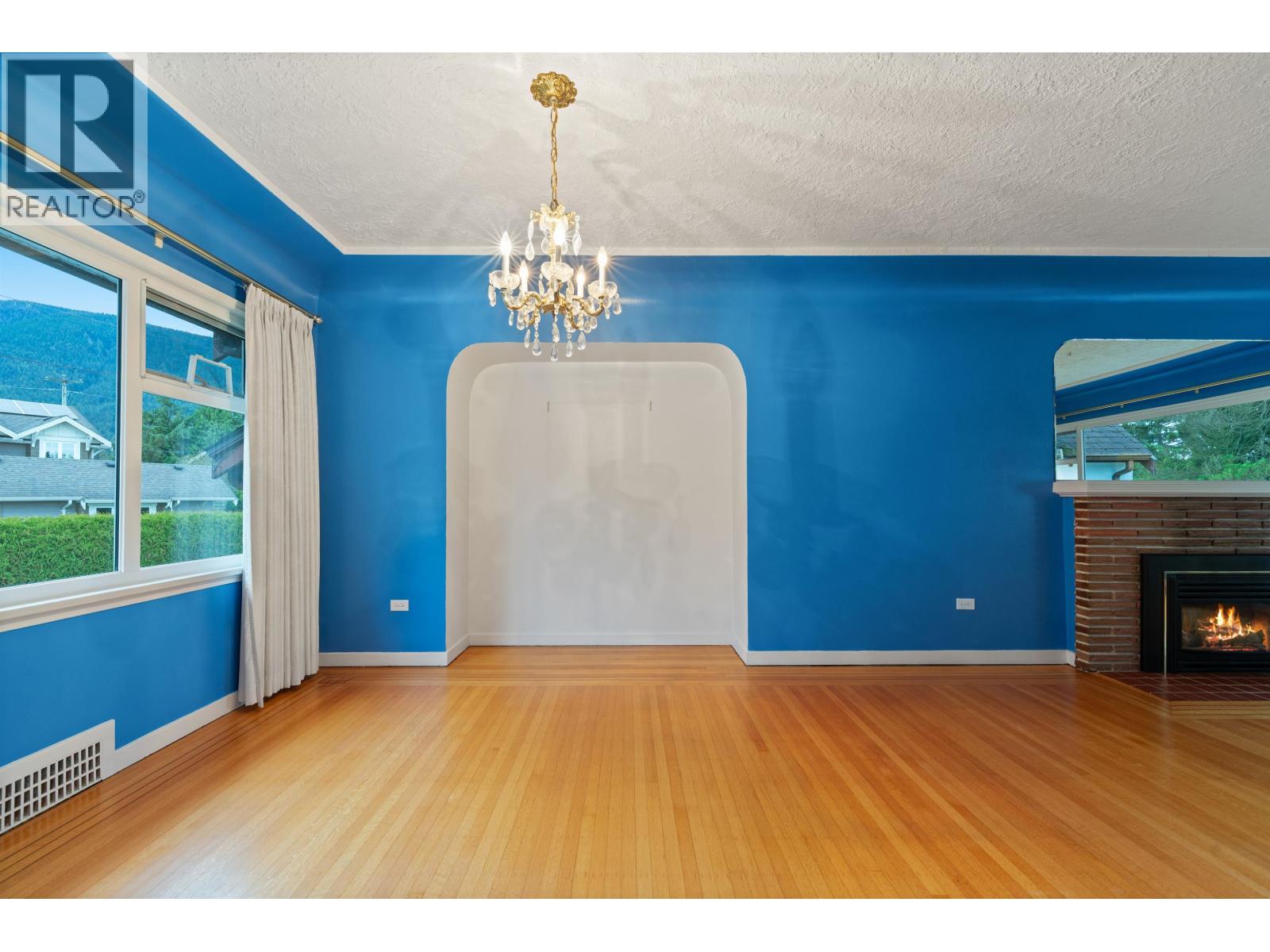 Property at 3975 HIGHLAND BOULEVARD image 5