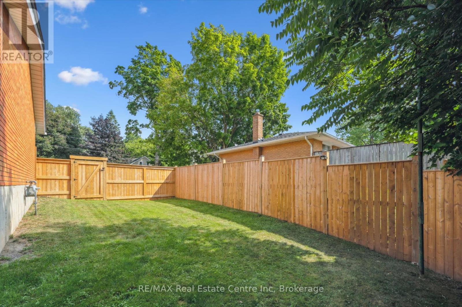 437 Davidson Avenue S, North Perth, Ontario  N4W 2K3 - Photo 21 - X12337835