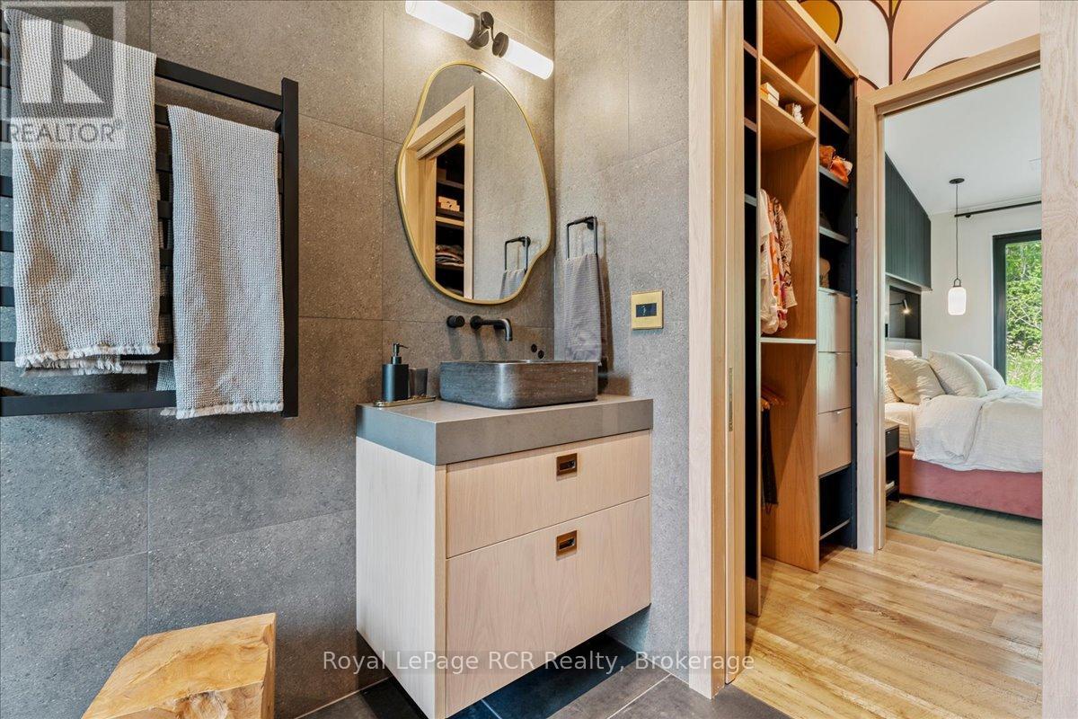 350381 Concession A, Meaford, Ontario  N0H 1B0 - Photo 11 - X12337868