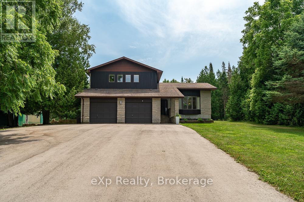 502354 Grey Road 1 Road, Georgian Bluffs, Ontario  N0H 2T0 - Photo 1 - X12337869