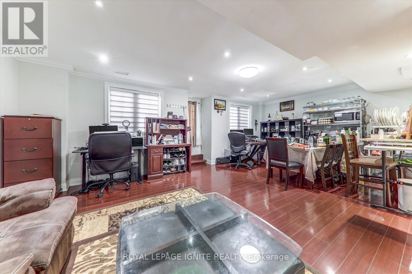 52 Bernbridge Road, Markham, Ontario  L6B 0S4 - Photo 30 - N12337826