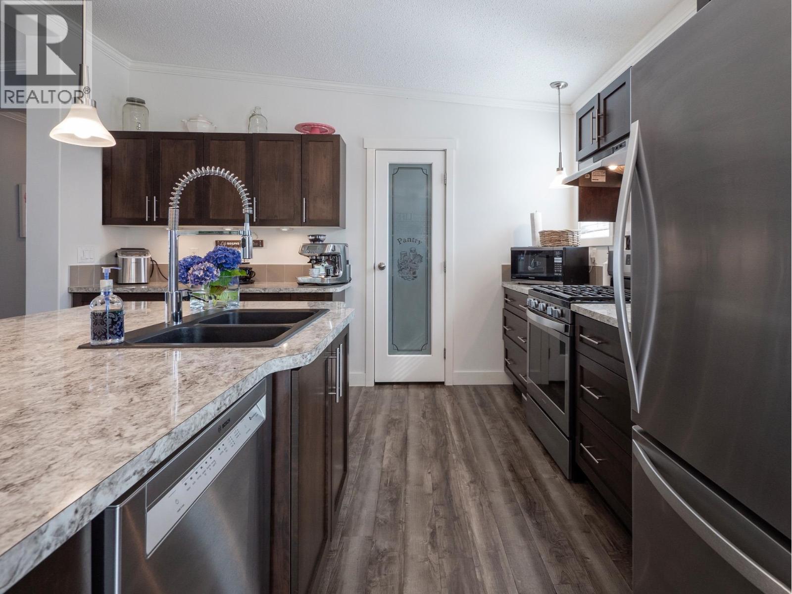 135 1413 Sunshine Coast Highway, Gibsons, British Columbia  V0N 1V5 - Photo 8 - R3034858