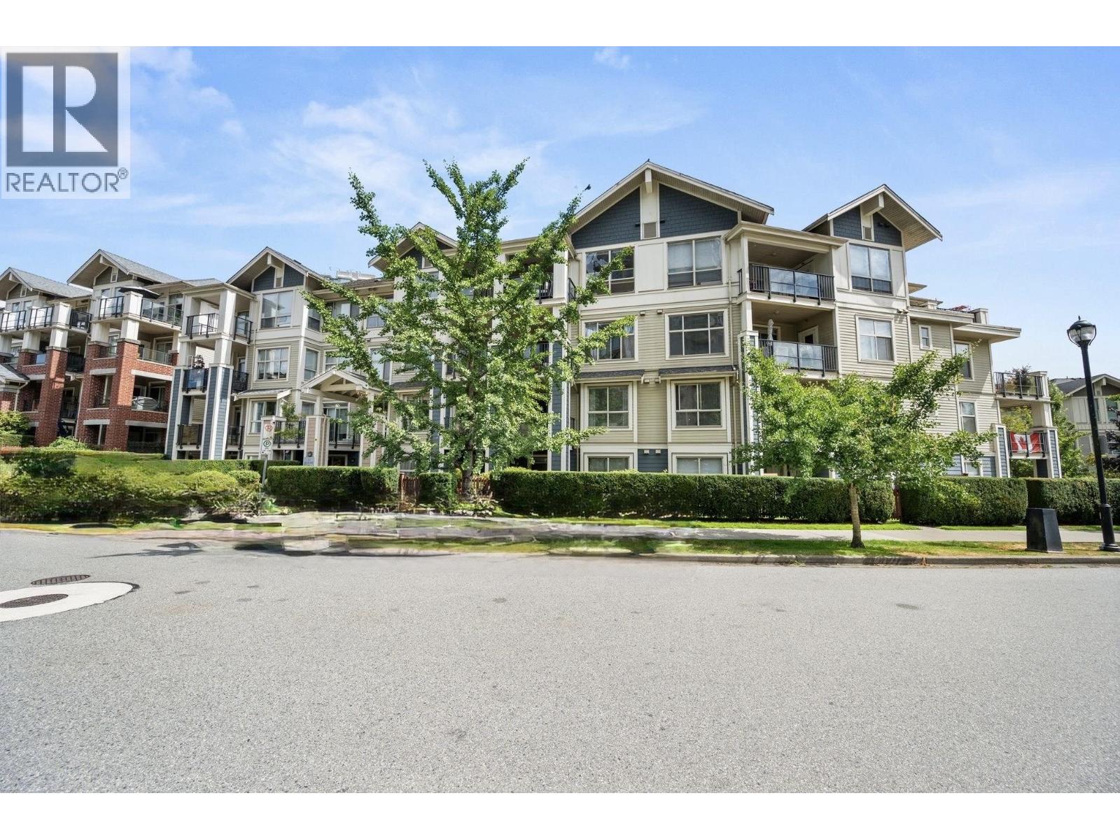 408 275 ROSS DRIVE, new westminster, British Columbia